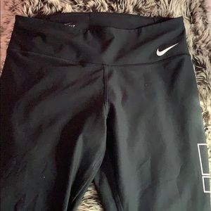 NIKE LEGGINGS